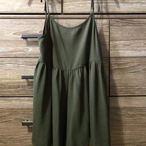 URBAN OUTFITTERS Olive Romper XS